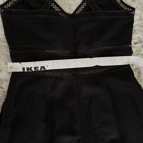 Express Linen Jumpsuit - Picture 6 of 9